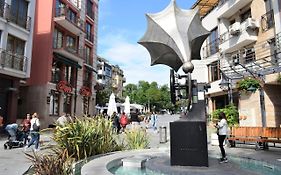 Top Center Apartment Gramophone With Private Parking