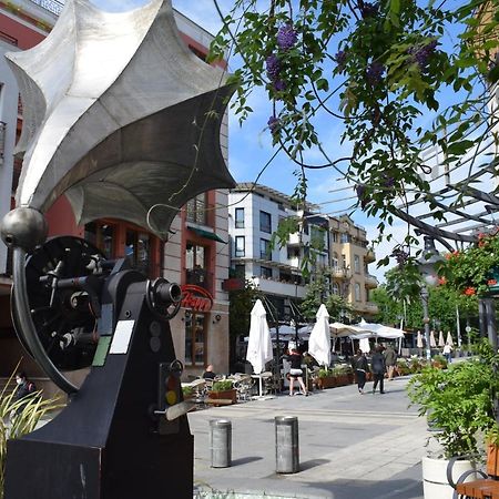 Top Center Apartment Gramophone With Private Parking Burgas Zewnętrze zdjęcie