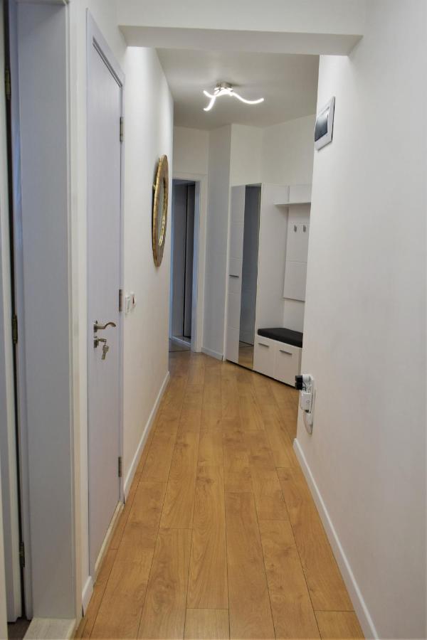 Top Center Apartment Gramophone With Private Parking Burgas Zewnętrze zdjęcie